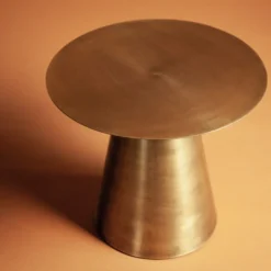 Ronde Bijzettafel Goud -VTwonen Verkoopwinkel by boo mastic ronde bijzettafel goud 04