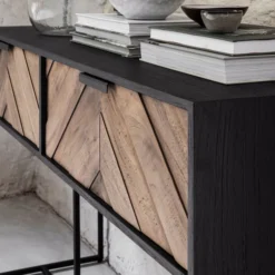 Sidetable Zwart Met Visgraat Patroon -VTwonen Verkoopwinkel dtp home criss cross sidetable zwart met visgraat patroon 04