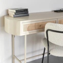 Beige Sidetable Met Rotan -VTwonen Verkoopwinkel dutchbone lina houten wandtafeltje walnoot 08