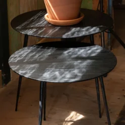 Metalen Bijzettafel Rond 17 Metalen Bijzettafel Rond -VTwonen Verkoopwinkel dutchbone pepper metalen bijzettafel rond 40cm 09 1