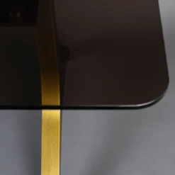 Eettafel Donker Glas Met Messing -VTwonen Verkoopwinkel dutchbone sansa eettafel messing met rookglas 5