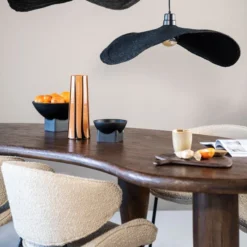 Organische Eettafel Bruin -VTwonen Verkoopwinkel eleonora jodi organische eettafel bruin 2