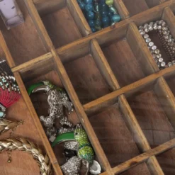 Tafeltje Met Vitrine -VTwonen Verkoopwinkel kare design collector tafeltje met vitrine naturel 02 1