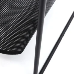 Ovalen Bijzettafel Krantenbak -VTwonen Verkoopwinkel kare design mesh ovalen bijzettafel krantenbak 83671 004