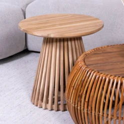 Ronde Bijzettafel Van Hout -VTwonen Verkoopwinkel kave home jeanette ronde bijzettafel van hout naturel 01 1