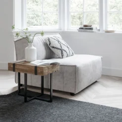 Teakhouten Bijzettafel -VTwonen Verkoopwinkel must living bumper teakhouten bijzettafel 05