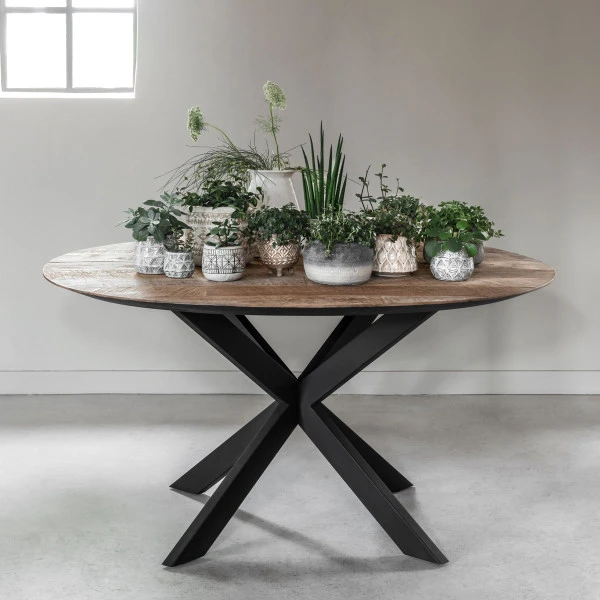 Ronde Eettafel Met Schuine Rand 1 Ronde Eettafel Met Schuine Rand