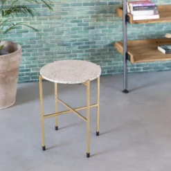 Terrazzo Bijzettafel Met Messing 9 Terrazzo Bijzettafel Met Messing -VTwonen Verkoopwinkel terrazzo bijzettafel met messing lumz home mario 03