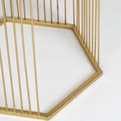 Zuiver Zeshoekige Metalen Bijzettafel 14 Zuiver Zeshoekige Metalen Bijzettafel -VTwonen Verkoopwinkel zuiver queenbee zeshoekige metalen bijzettafel 01