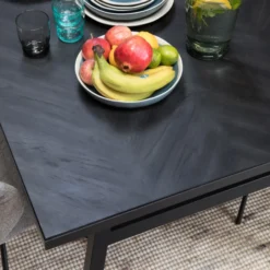 Zuiver Zwarte Visgraat Tafel -VTwonen Verkoopwinkel zuiver seth eiken eettafel 09