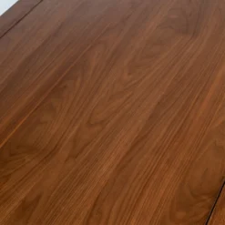 Zuiver Walnoot Design Eettafel -VTwonen Verkoopwinkel zuiver storm walnoot design eettafel 6